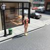 1:64 Scale Girl Figure Raised Arms Diorama Handmade Style Female Figurine for Scene Display,