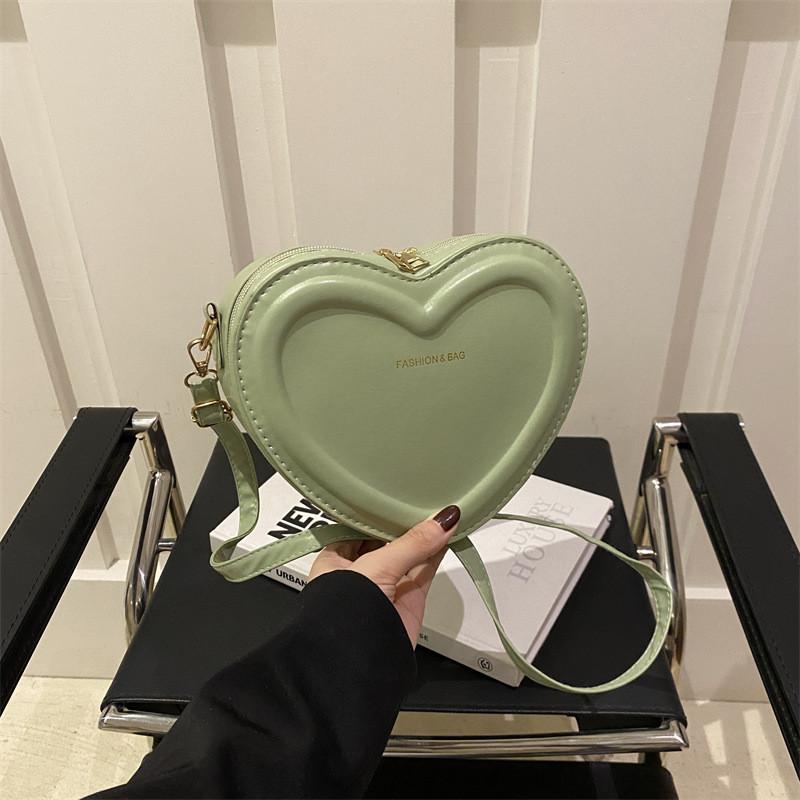 Trendy Pu Leather Heart Bag For Girls In Soft Colors Ideal For Everyday Fashion