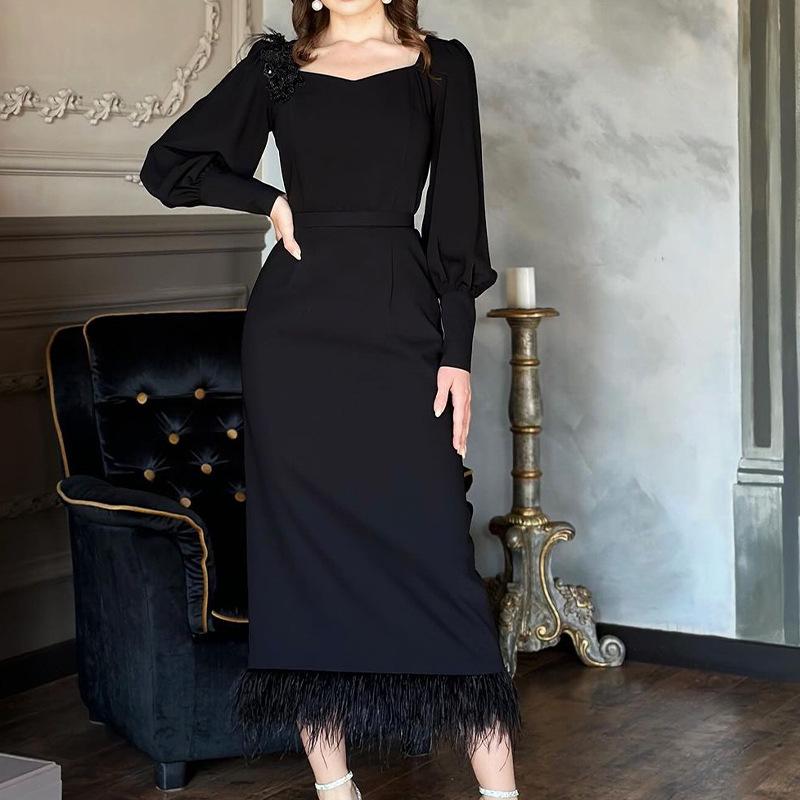 2023 Autumn High-End Tassel Hem Dress - Solid Color, European & American Style