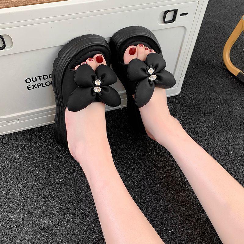 Small height increase with skirt cool slippers women's summer wear 2025 summer new gentle wind thick-soled slippers women