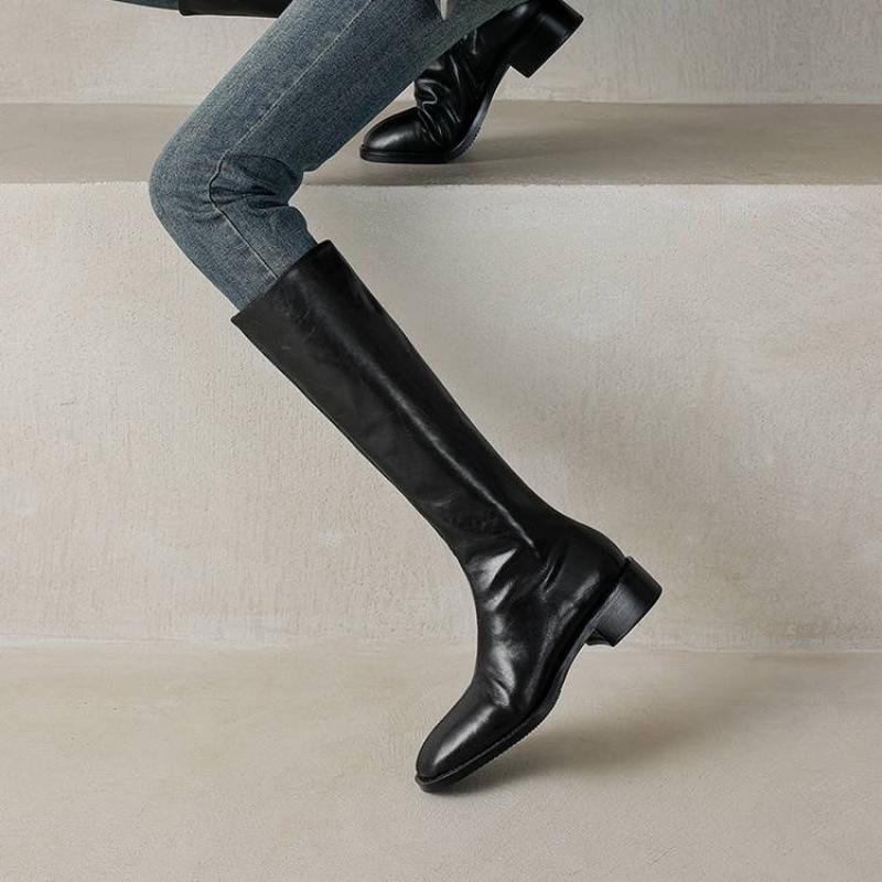 Autumn and Winter Women's Solid Color Leather Fashion Boots Rubber Sole Middle Heel Square Head Large Size Women's Boots New Cowhide High Boots