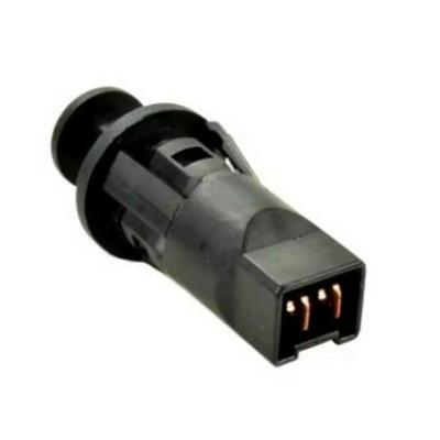Brake Light Switch for Renault (7700811152, 7700415499, 7700825473)