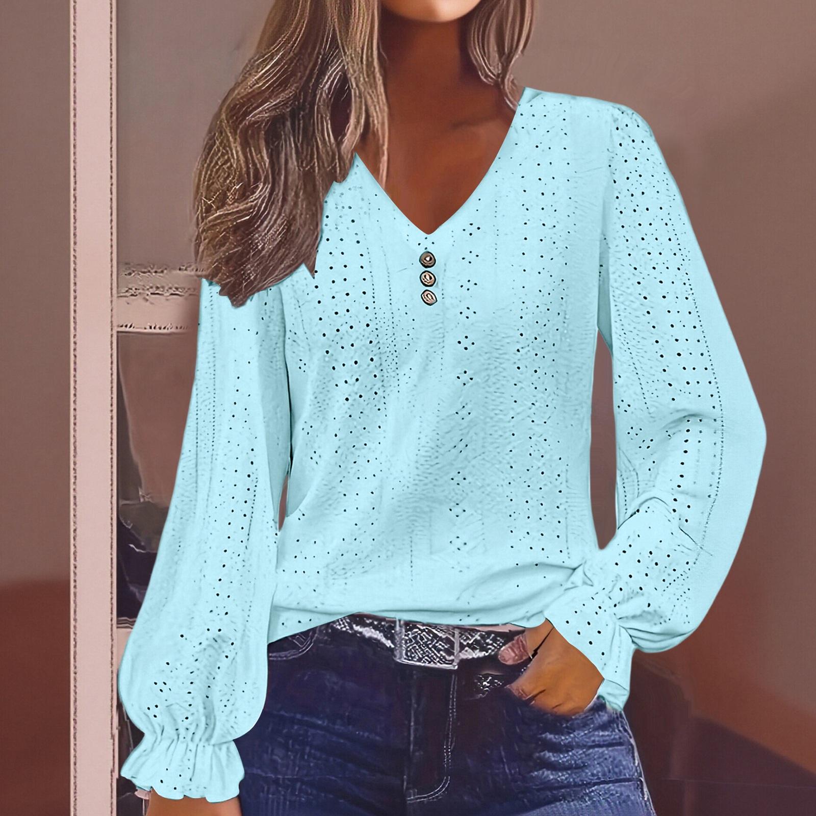 

Women s V-neck T-shirt With Spring Hollow Out Casual Pleated Sleeve Top L світло-синій колір