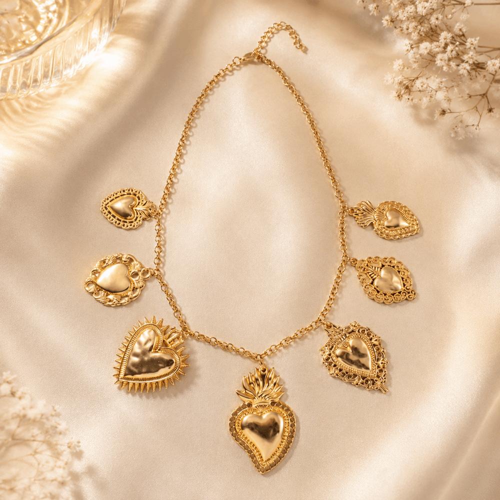 Exaggerated Chain Necklace Vintage Heart Pendant Necklace Women Neck Jewelry  Women's Accessory