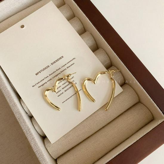 S925 Silver Needle Heart Earrings: Simple, Luxurious, and Versatile Cold-Style Hoops for Women