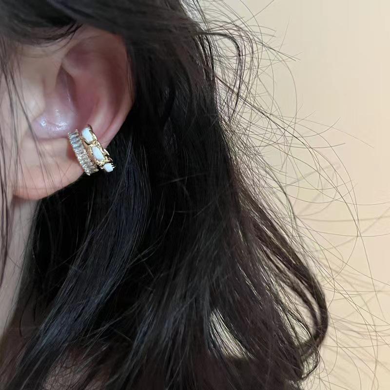 Korean Diamond-Studded Leaf Ear Cuff - Adjustable, No Piercing Needed, Fairy Forest Design Earrings