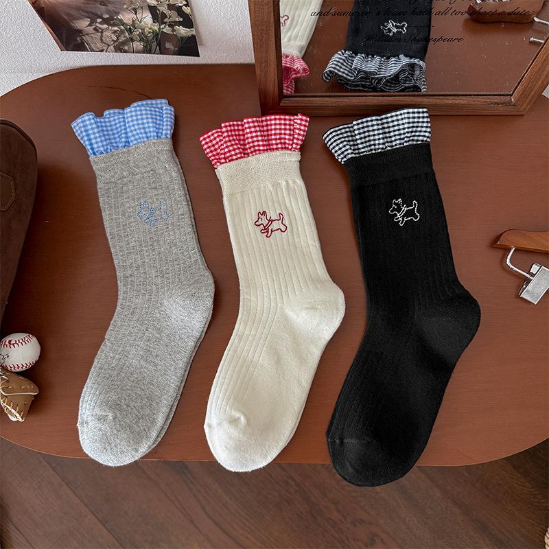 Female Spring and Autumn Lovely Cartoon Embroidered Puppy Plapper Lace College Windpipe Pile Socks