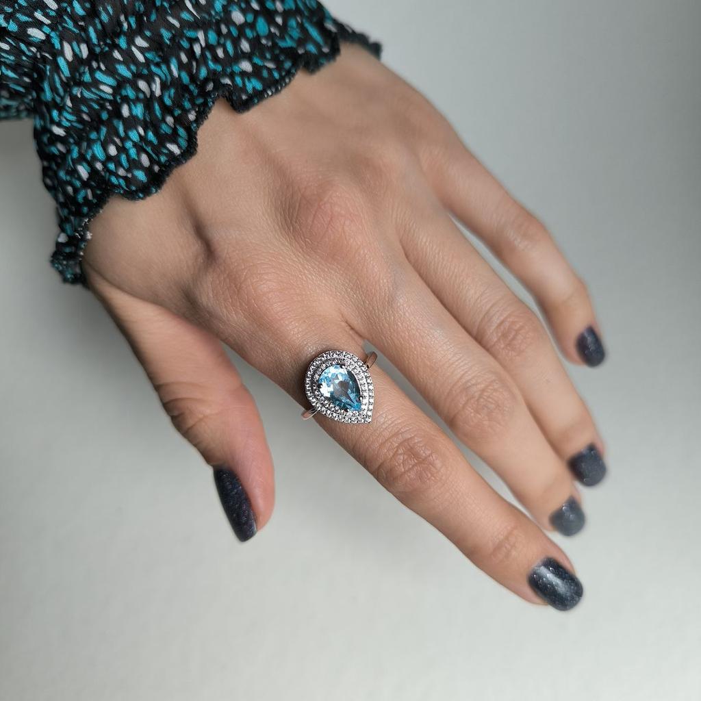 Silver Ring with Natural Topaz 2.958ct, Item Weight 3.46 G (2179573)