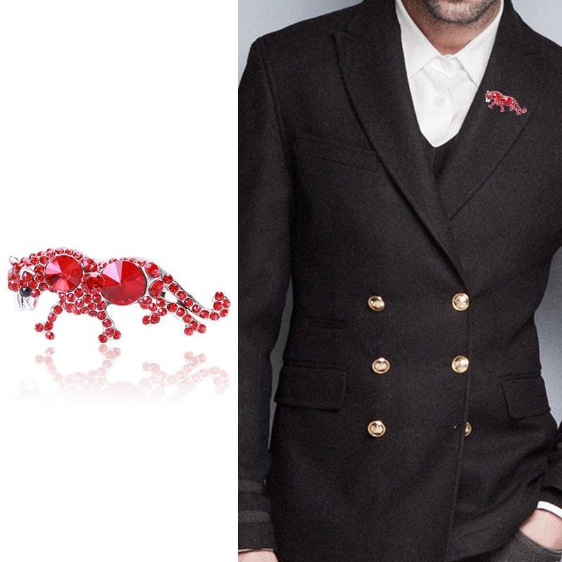 Hochwertige Handgemachte Strass-Gepard Brosche, Modischer Tier-Herren-Anstecker Schmuck Kragenpin Zubehör
