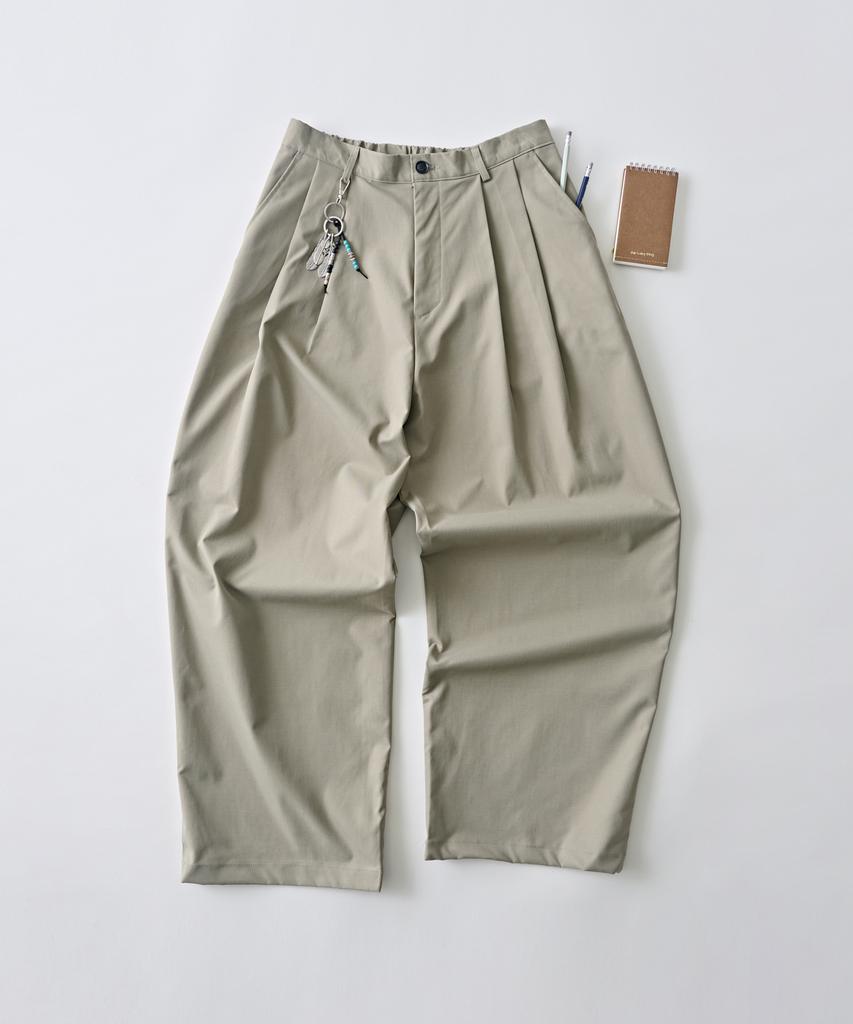 ANALOG MOOD Cotton Pintuck Banding Slacks (Khaki)