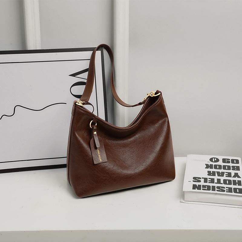 2025 New Women's Bag Autumn Winter Fashion Single Shoulder Tote Bag Large Capacity Versatile Retro Crossbody Bag