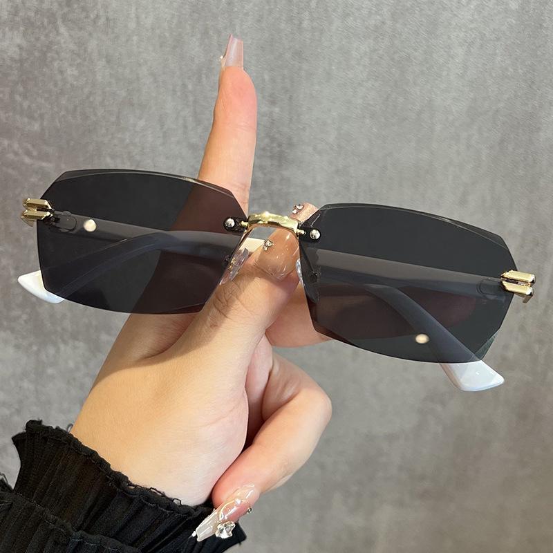 Chic Frameless Cut-Edge Sunglasses - Trendy, Versatile Street Style for Women