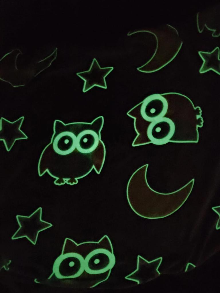 Glow in the dark blanket 150x200 owl with moon and stars in the background