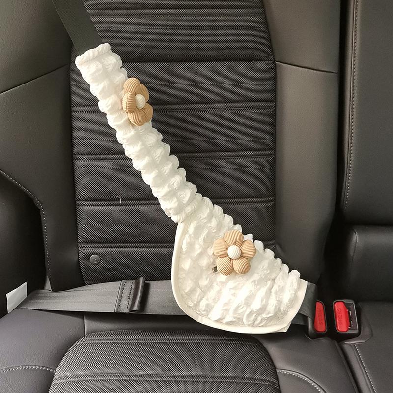 2PCS Cute Cartoon Bow Cloud Car Seat Belt Cover For Children Auto Seatbelt Adjuster Cases Shoulder Pad Protector Car Accessories