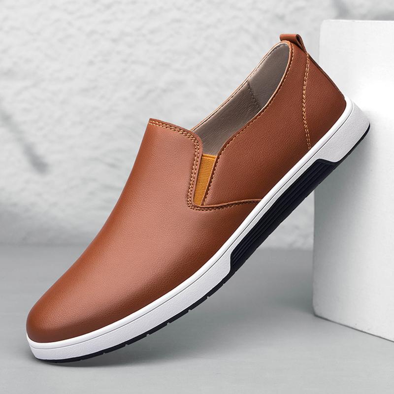 Fashion Simple Men Slip on Loafers Hot Sale Fashion Casual Shoes Man Original Lightweight Vulcanize Shoes for Men New Arrival Sneakers