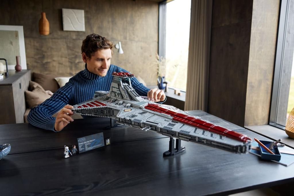 Venator #75367