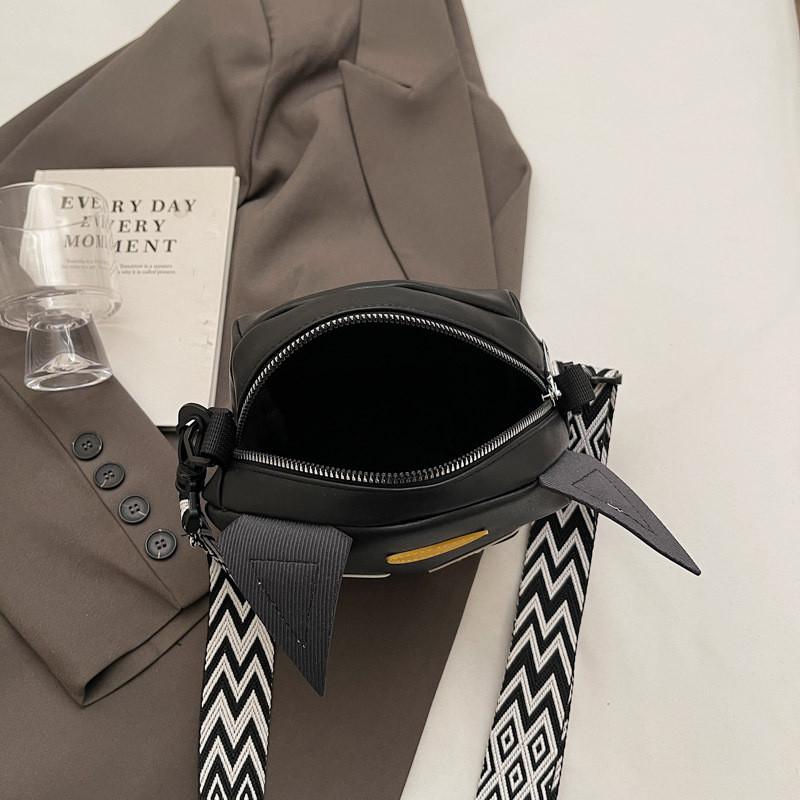 Soldier Beautiful Young Luna Shape Single Shoulder Crossbody Bag Gift Women