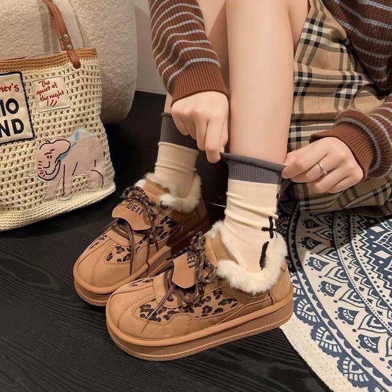 Thick-soled snow boots women's 2025 winter new retro ugly cute Birkenstocks warm moral training shoes plush cotton shoes