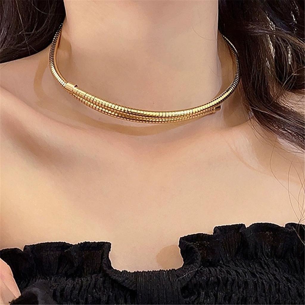 Tooxika Exaggerated Personality Simple Cold Style Round Snake Bone Elastic Collar Necklace Light Luxury Fashion Collarbone Chain