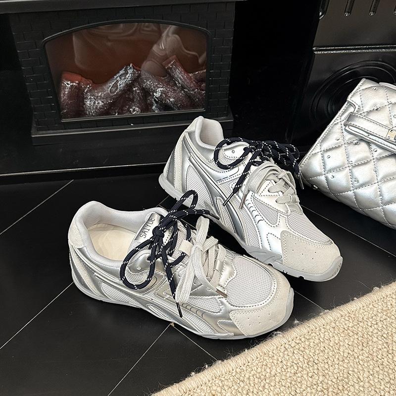 [Fanfna] Dexun Shoes Women's 2025 Autumn New Fashion Versatile Popular Thick-soled Height-increasing Sneakers Forrest Gump Shoes