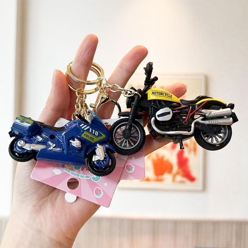 Adorable Cartoon Motorcycle Keychain Cute Alloy Toy For Students And Couples
