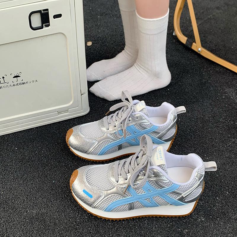 Retro color matching inner height increase women's new mesh breathable and versatile comfortable casual sports shoes