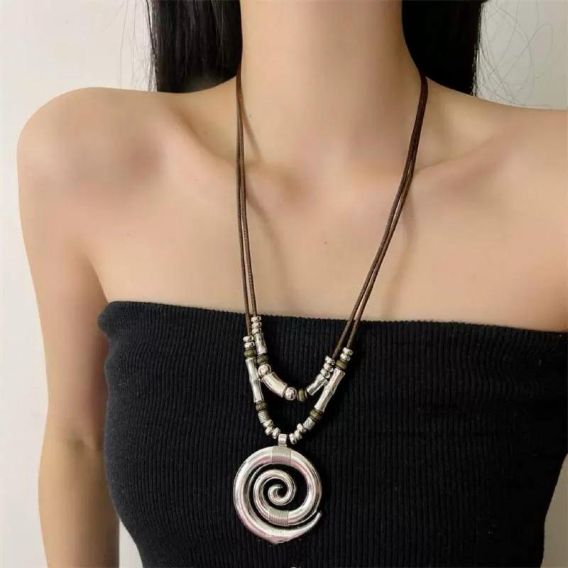 Spiral Leather Rope Necklace Women Alloy Pendant Vintage Boho Choker Geometric Statement Jewelry 2025