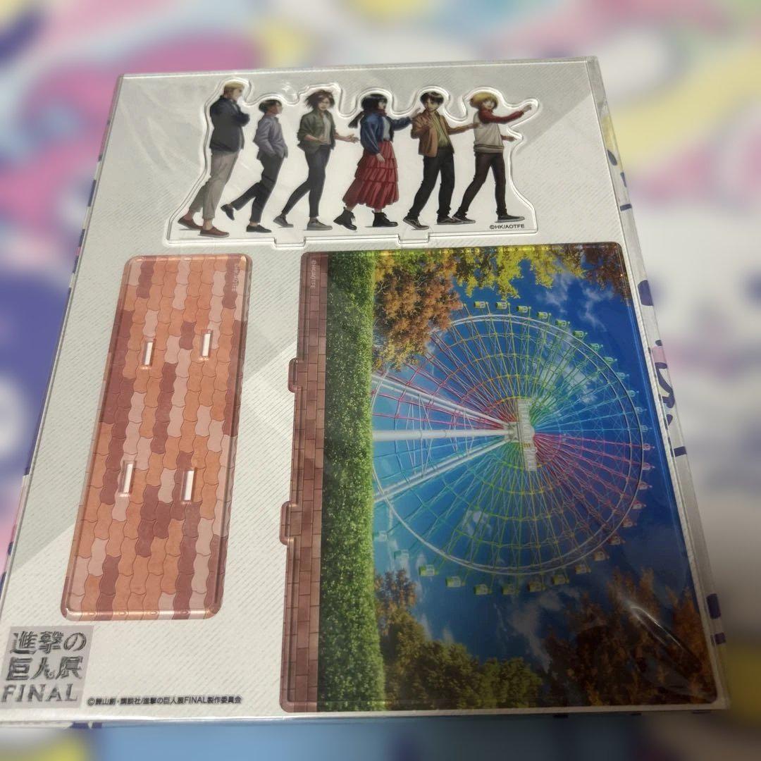 

[USED] Attack on Titan Exhibition FINAL Acrylic Diorama