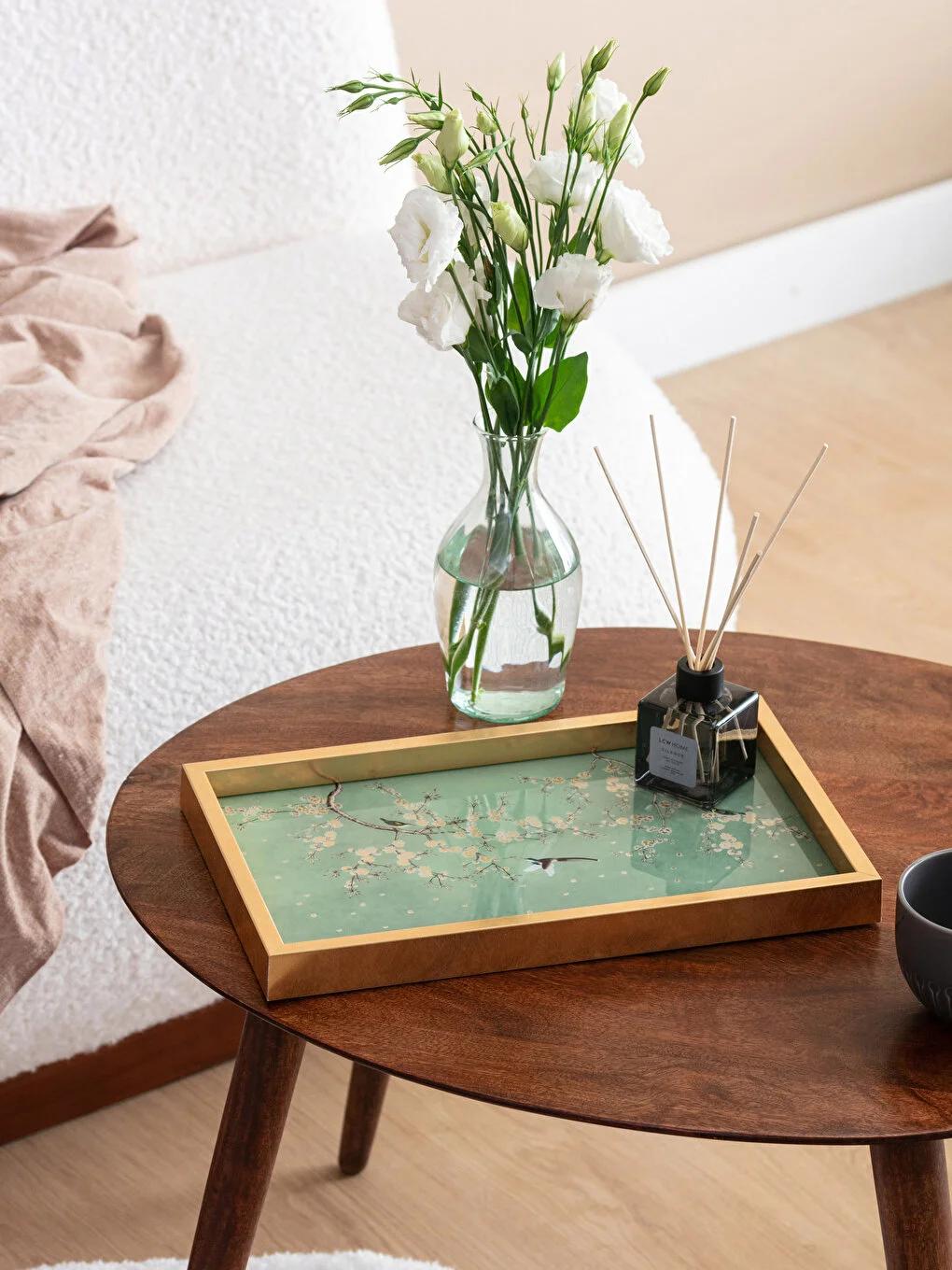 

Узорчатый декоративный поднос