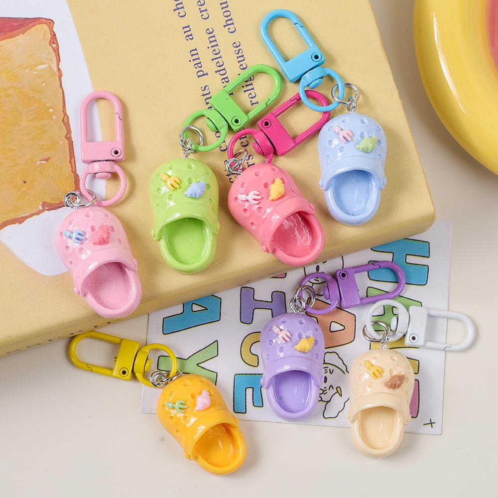 Colorful Girlish Heart Crocs Keychain Pendant - Cute Bestie Jewelry Charm DIY Accessories