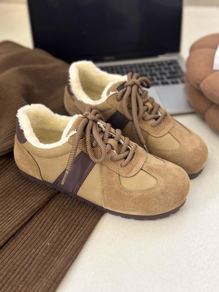 Shoes women's winter 2025 new velvet Birkenstocks round head ugly cute shoes casual sports fluffy Forrest Gump shoes