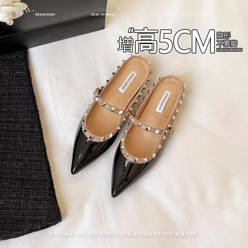 Pointed rivet flat-soled single shoes women's summer shallow mouth inner height increase soft-soled ladyshoes Mary Jane shoes small leather shoes