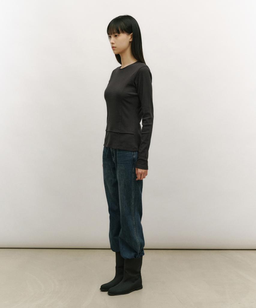 LOW TIDE Back Slit Long Sleeve T-Shirt [Charcoal]
