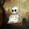 Outdoor-Schaukel-Skelett und hängendes Katzen-Ornament, federnde Gartenschaukel-Skelettstatue Baumdekoration, lustiger Anhänger zum Aufhängen im Hof, Geschenk für Halloween