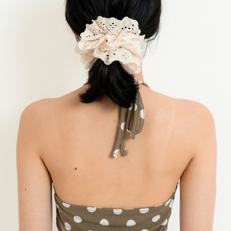 Geegee Floral Lace Hair Scrunchie - Ivory