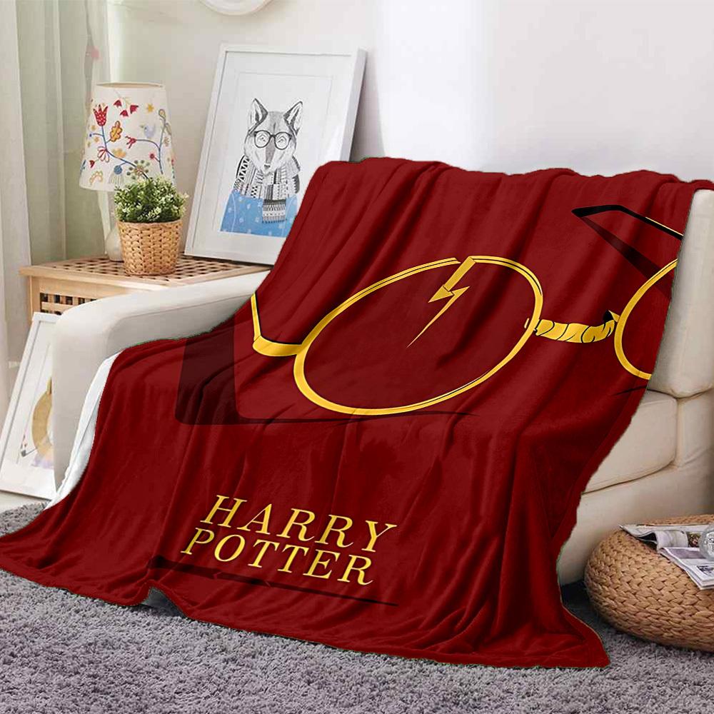 1pc Harry Potter Soft Skin-Friendly Flannel Blanket with Digital Printing, Various Sizes Available for Family, Friends, Birthday