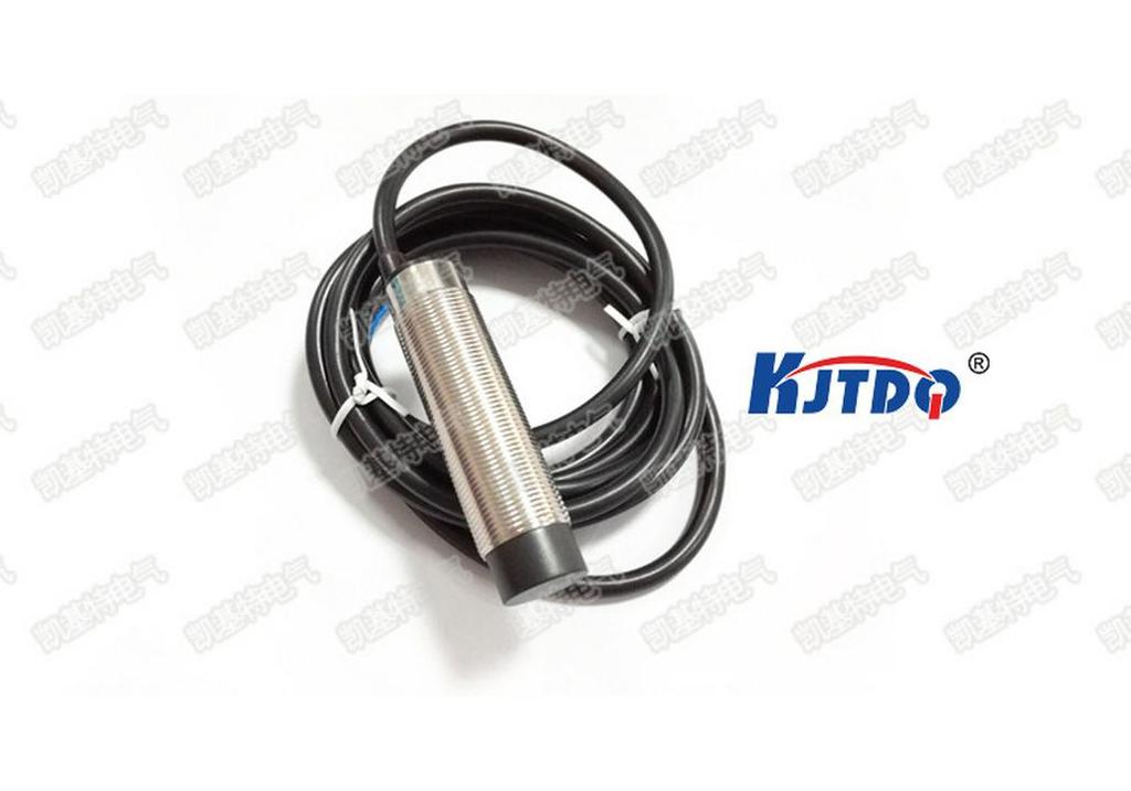 KJTDQ/Kaigit M18 NPN 3-Wire Capacitive Proximity Sensor, Normally Open