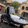 1/24 Lamborghini LP770-4 Centenario Alloy Sports Car Model Diecast Sound Super Racing Lifting Tail Hot Car Wheel for Children Gifts