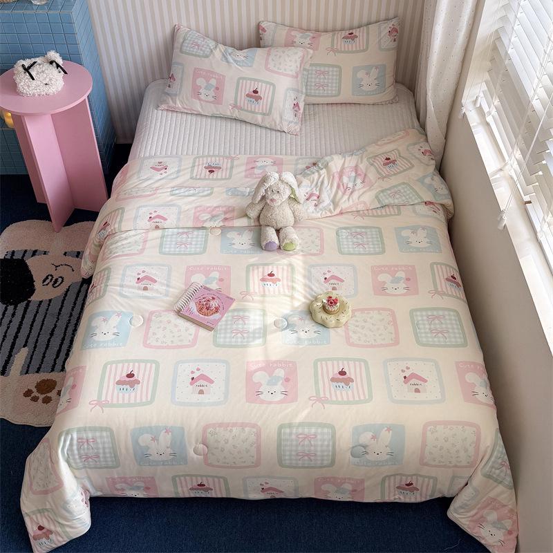 A-Class Milk Cotton Soy Fiber Summer Cool Quilt: Machine Washable for Dorms & Kids, Perfect for AC Use