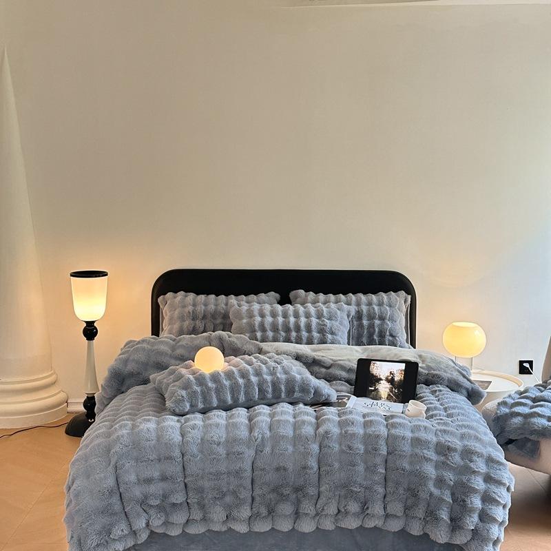 

Кровать Четыре предмета Осень и Зима Фланель Двусторонний Флис Коралловый Флис Простыня Пододеяльник Наволочка 1.8m bed