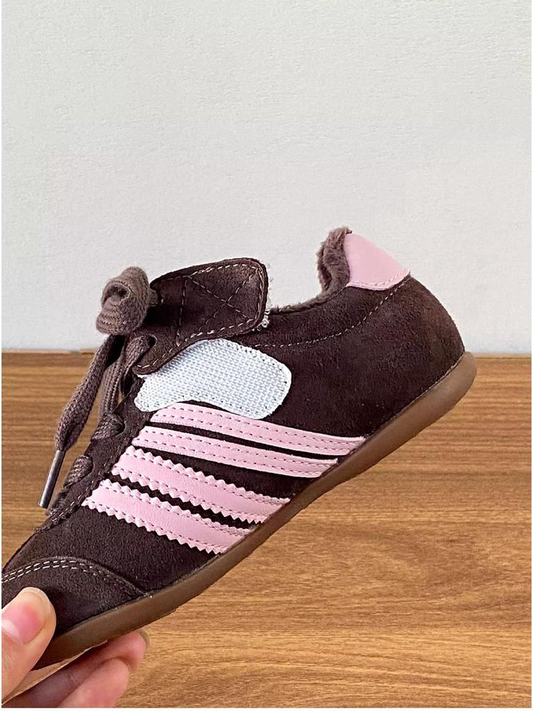 Girls' Winter 2025 Casual German Sports Shoes - Stylish, Plus Velvet, Warm, Anti-slip Skate Shoes