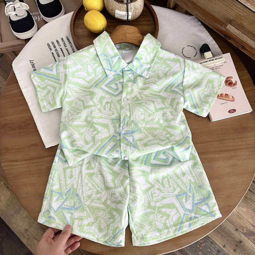 Sada košile s krátkým rukávem pro dětské oblečení Letní ležérní dětské oblečení Volný a trendy dvoudílný set pro jaro a léto