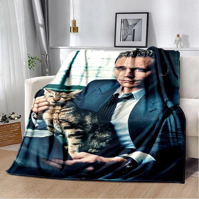 Tom Hiddleston Collage Plaid Actor Soft Plush Blanket,Flannel Blanket Throw Blanket for Living Room Bedroom Bed Sofa Picnic Kids