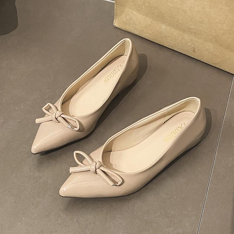 French Inner Height Increase Pointed Tip Shallow Mouth Single Shoes Women's 2025 Spring and Autumn New Bow Commuter Versatile Mary Jane Ladyshoes