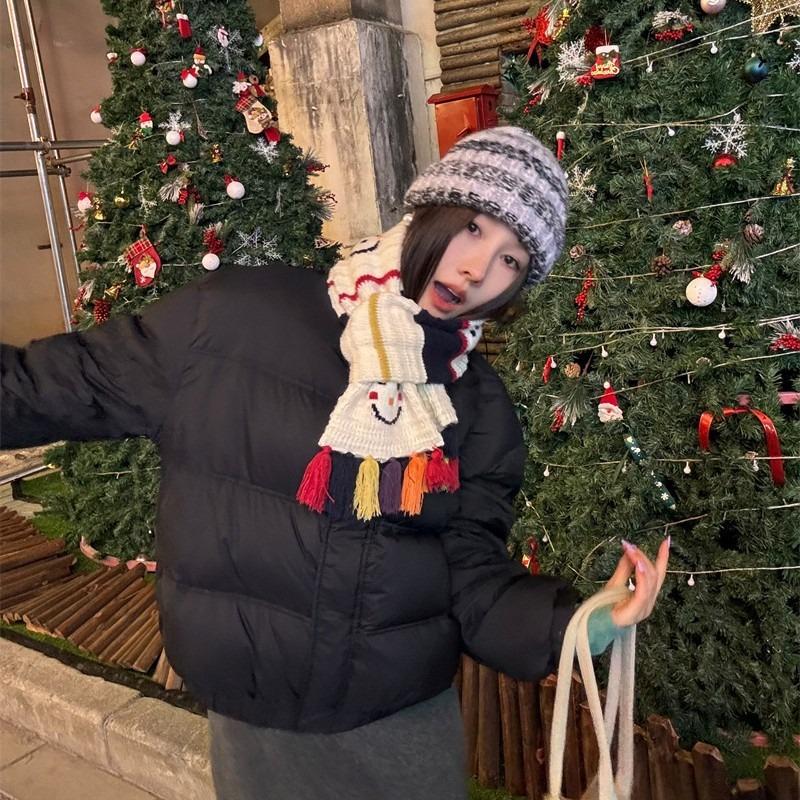 The Atmosphere Is Full! Hand Embroidered Snowman Knitted Scarf for Women's Christmas New Warm and Thickened Student Scarf Tassel