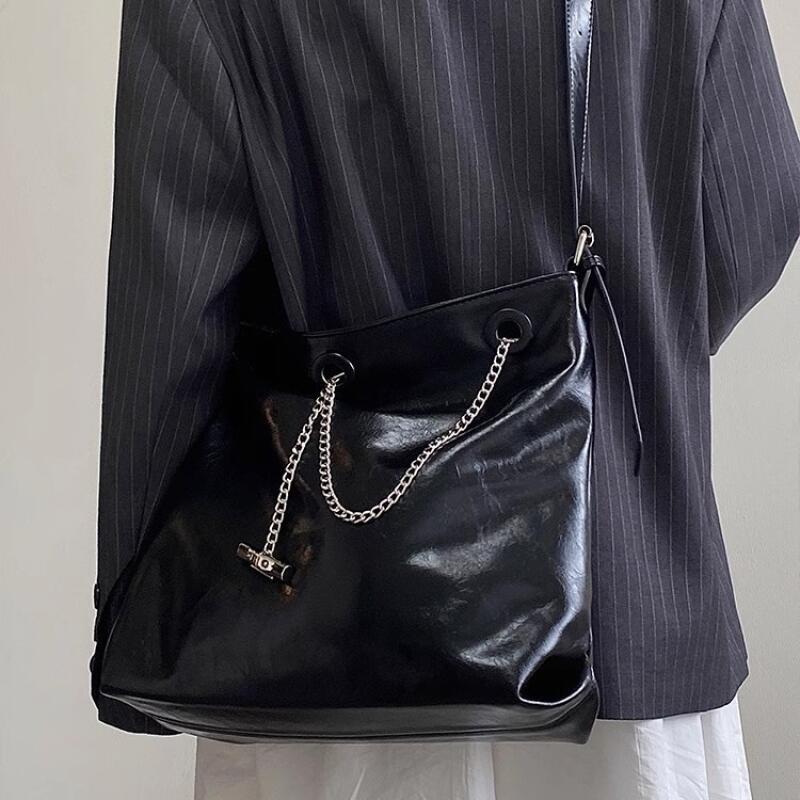 Tote Bags New Women's Fashion Retro Korean Advanced Chain Bag Solid Color Soft Skin High Capacity Trend Versatile Shoulder Bags