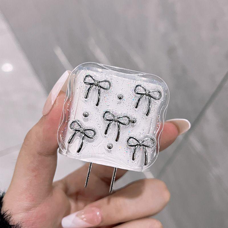 Vierteiliger Ladeschutz, Datenkabelschutz, Schutzhülle für Ladekopf, Silberne Schleifenmontage, Geeignet für iPhone 18/20W Ladegerät