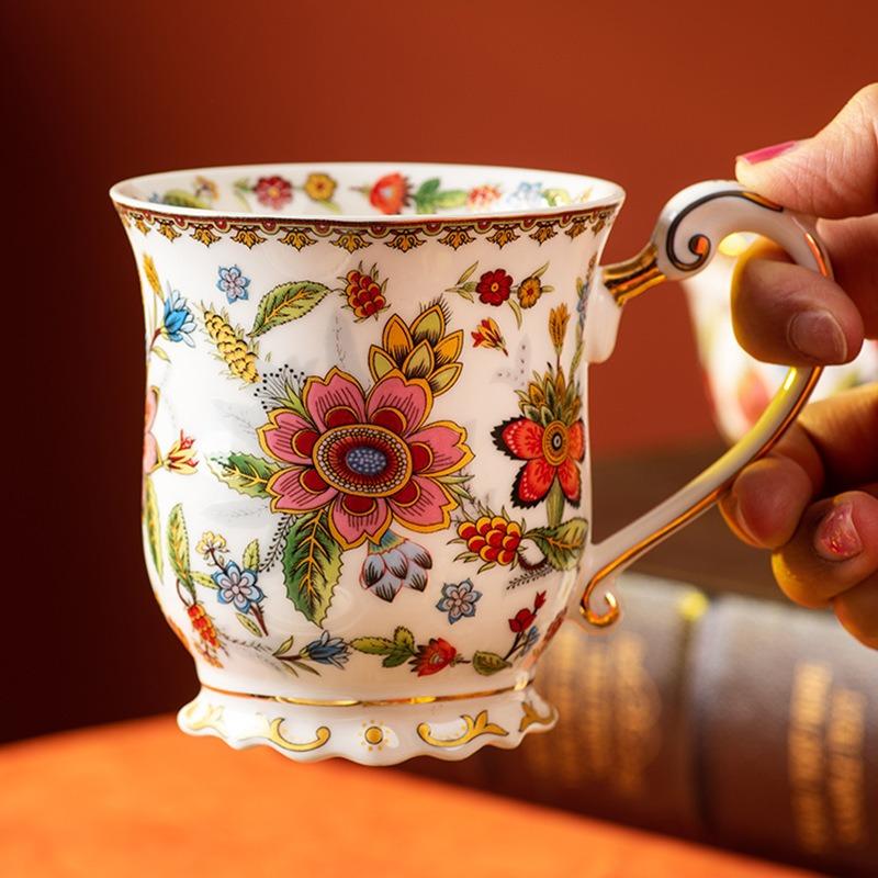 Blue and White Mug Ceramic Water Cup Male and Female Couples Cup Retro Home Drinking Cup Breakfast Cup Coffee Cup