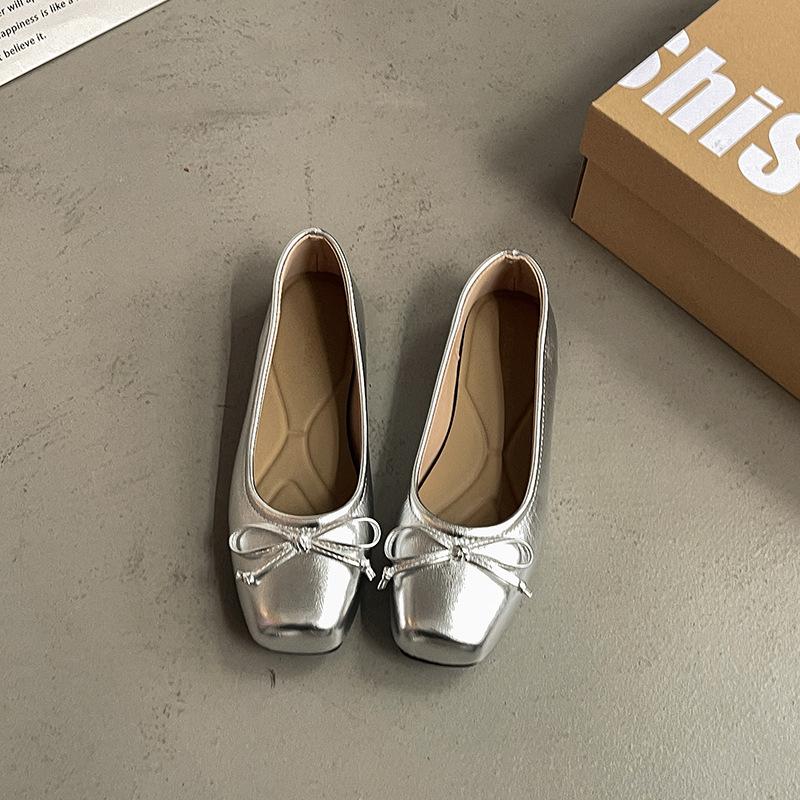 Fairy wind gentle Mary Jane shoes female summer new bow square head flat sole shoes silver light mouth beanie shoes
