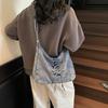 Lässiger Stil große Kapazität Umhängetasche 2026 neues Nischen-Design Jeansstofftasche Premium-Textur Crossbody-Tragetasche